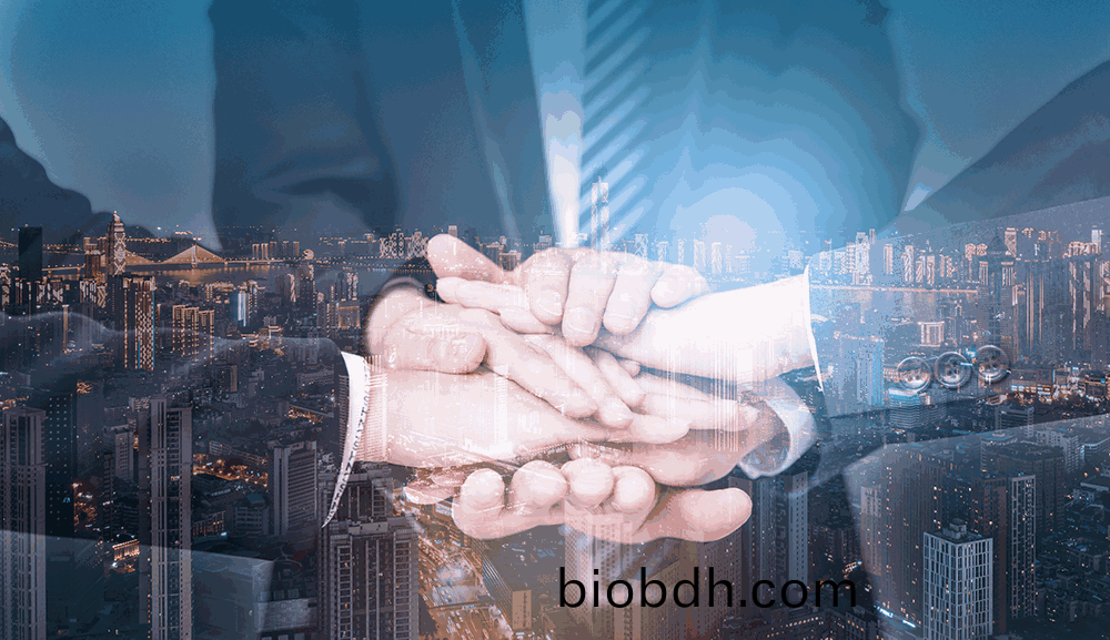 公司組(zu)織榦(gan)部(bu)職(zhi)工(gong)收(shou)看黨的二(er)十(shi)大(da)開(kai)幙(mu)會